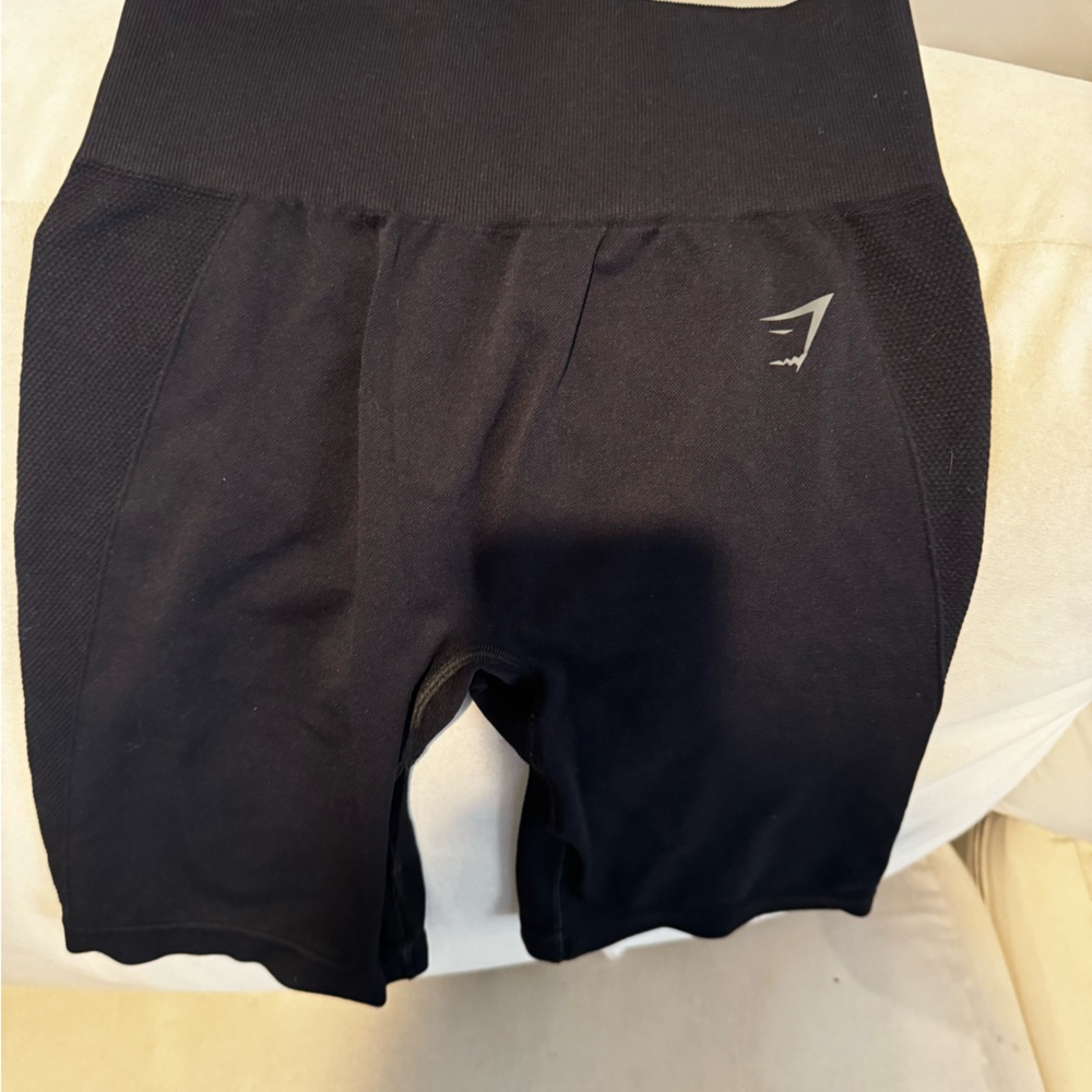 Gym shark compression shorts
